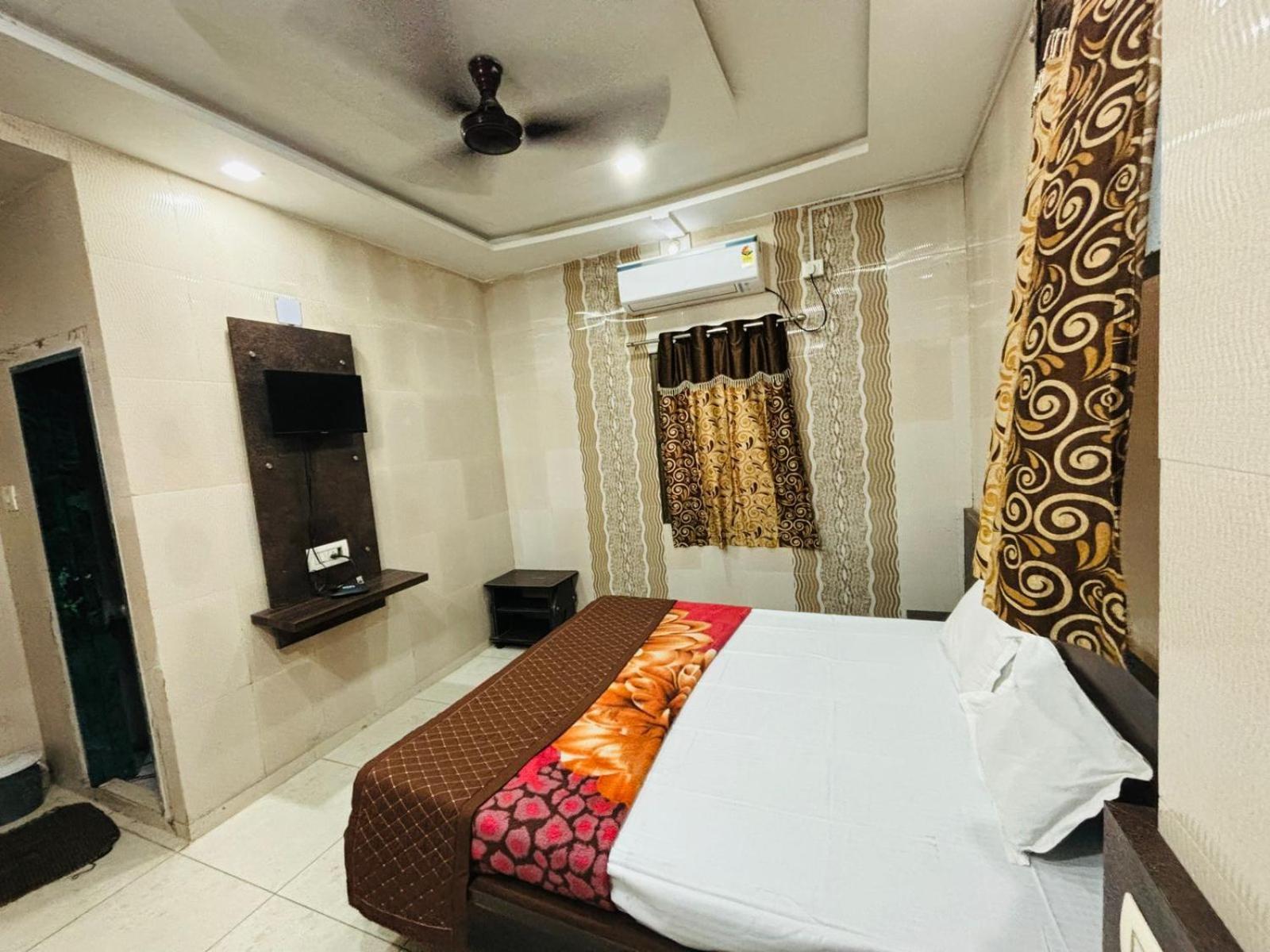 Hotel Shree Nath - 200 Meters From Dwarkadhish Temple Esterno foto