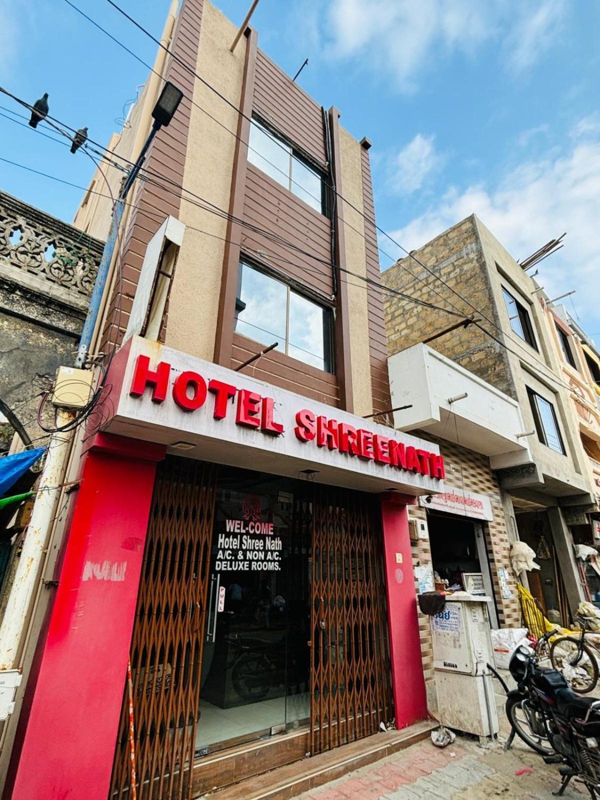 Hotel Shree Nath - 200 Meters From Dwarkadhish Temple Esterno foto